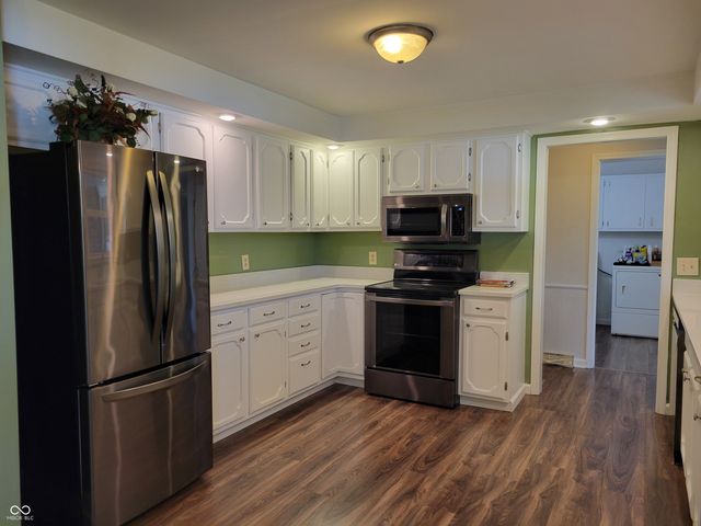 1452 Stadium Drive, Seymour, IN 47274