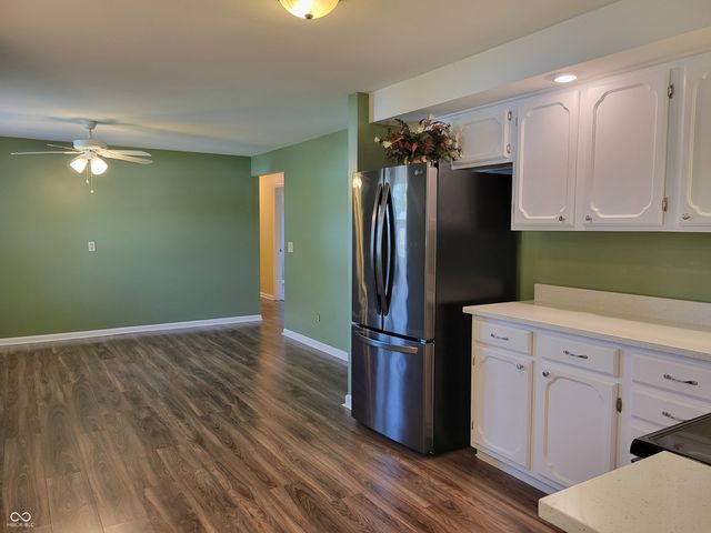 1452 Stadium Drive, Seymour, IN 47274