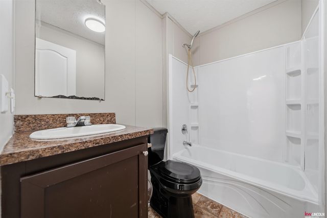 3709 NW Ebony Court, Lincoln, NE 68521