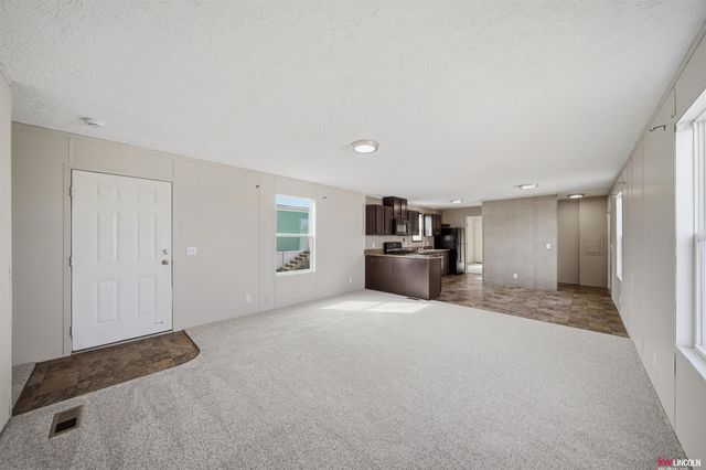 3709 NW Ebony Court, Lincoln, NE 68521