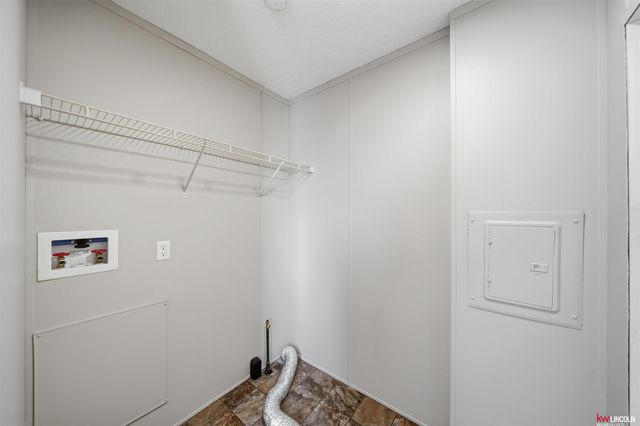 3709 NW Ebony Court, Lincoln, NE 68521