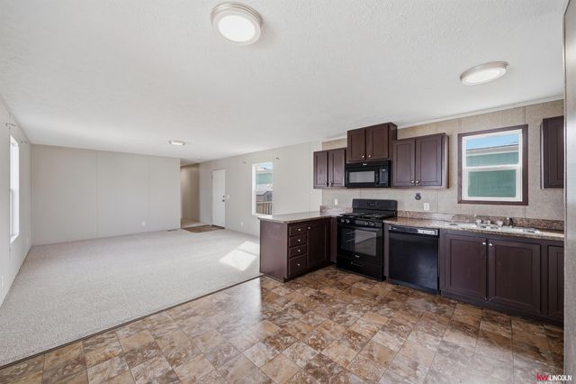 3709 NW Ebony Court, Lincoln, NE 68521