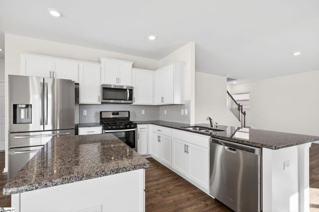 929 Greyford Lane, Woodruff, SC 29388