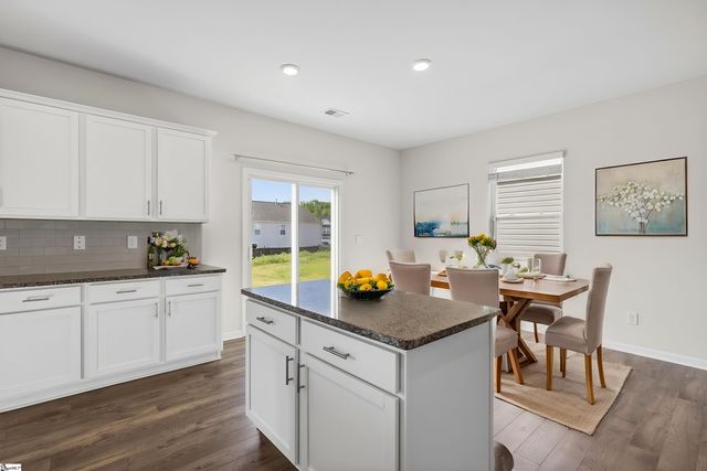 929 Greyford Lane, Woodruff, SC 29388