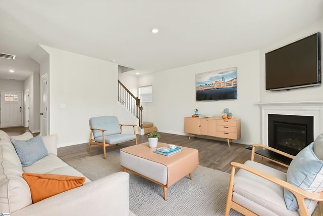 929 Greyford Lane, Woodruff, SC 29388