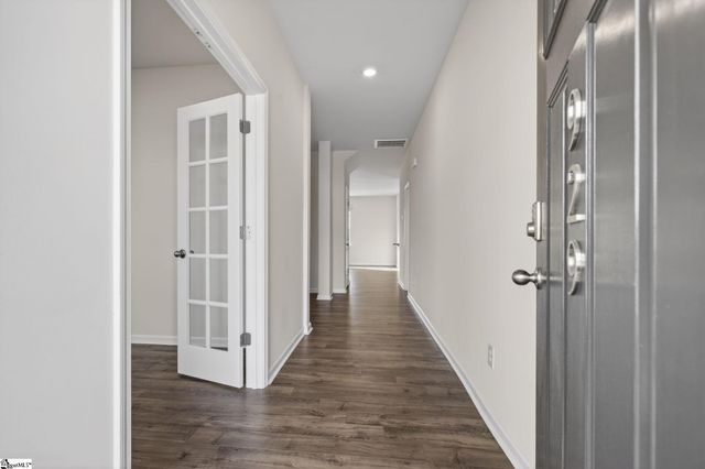 929 Greyford Lane, Woodruff, SC 29388