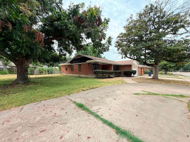1314 Charleston Drive, Garland, TX 75041
