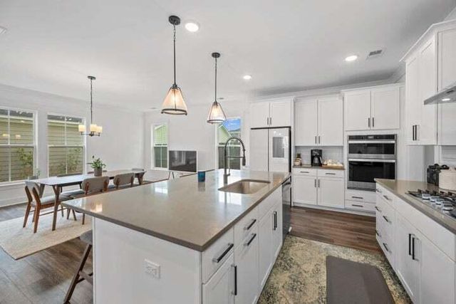 119 Archdale Street, Summerville, SC 29486