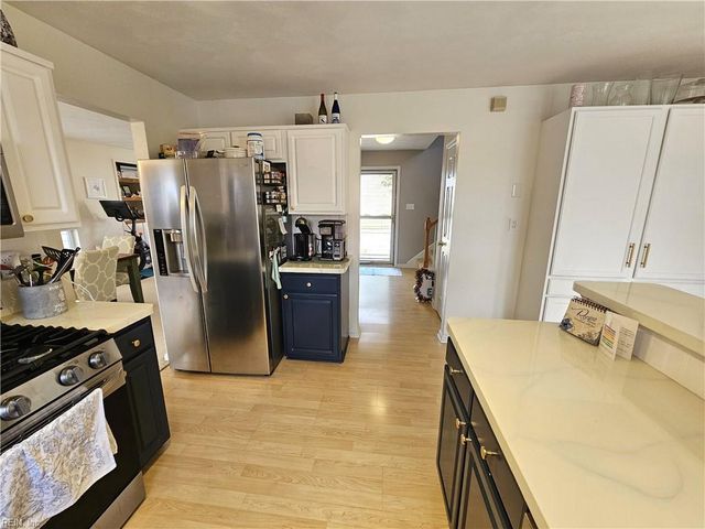 9628 Grove AVE, Norfolk, VA 23503