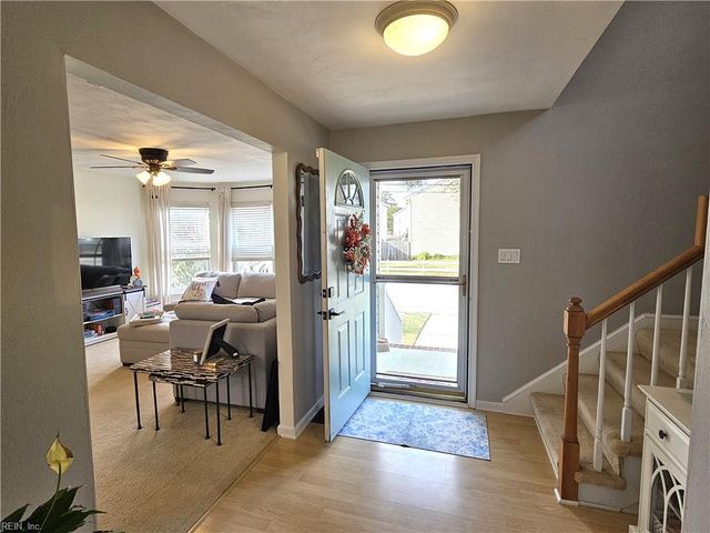 9628 Grove AVE, Norfolk, VA 23503