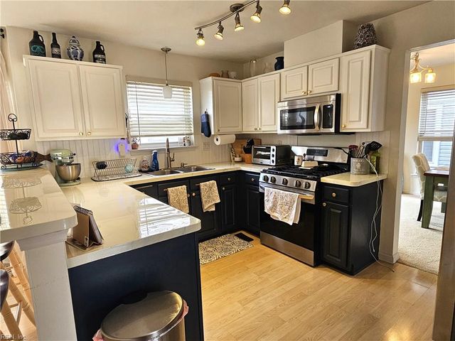 9628 Grove AVE, Norfolk, VA 23503