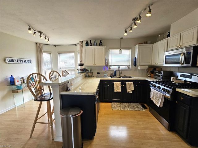 9628 Grove AVE, Norfolk, VA 23503