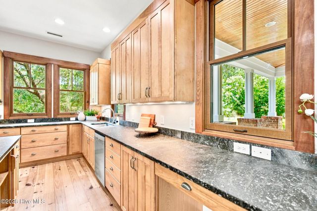 212 Elmhurst Road, Wilmington, NC 28411
