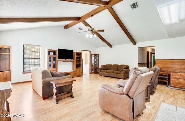 1007 Dautreuil Lane, St. Martinville, LA 70582