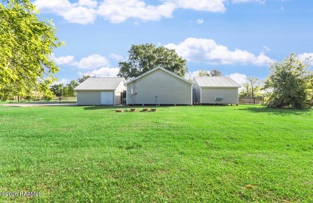 1007 Dautreuil Lane, St. Martinville, LA 70582
