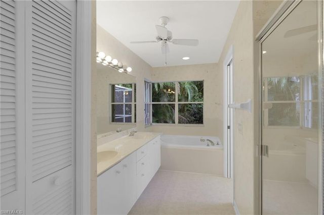 2053 Crown Pointe BLVD, Naples, FL 34112