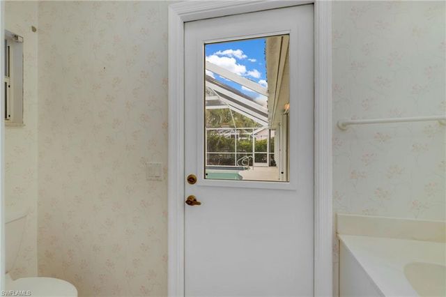 2053 Crown Pointe BLVD, Naples, FL 34112