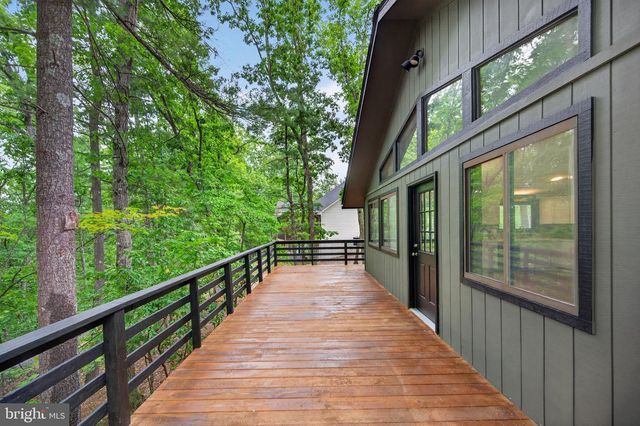 213 MORRIE DR, Basye, VA 22810