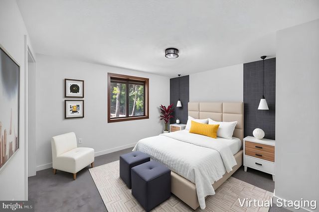 213 MORRIE DR, Basye, VA 22810