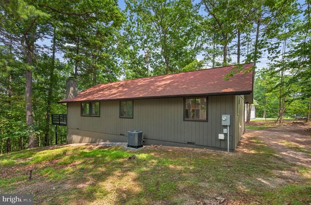 213 MORRIE DR, Basye, VA 22810