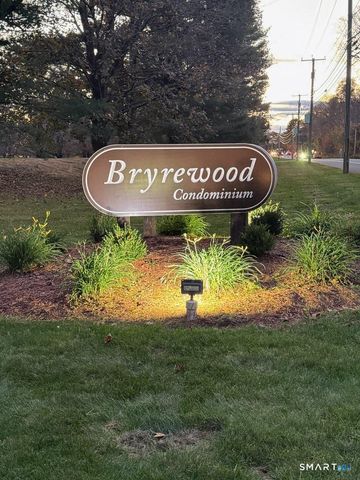 512 Twin Circle Drive 512, South Windsor, CT 06074