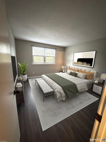 512 Twin Circle Drive 512, South Windsor, CT 06074