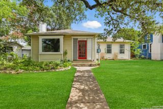 1133 Donaldson Ave, San Antonio, TX 78228