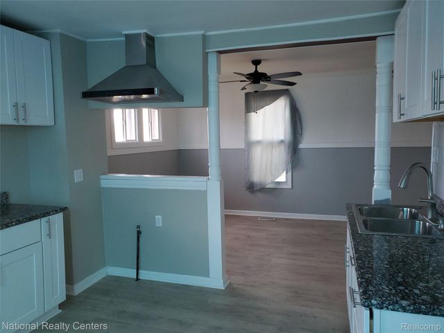 118 HENRY CLAY Avenue, Pontiac, MI 48341