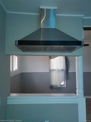 118 HENRY CLAY Avenue, Pontiac, MI 48341