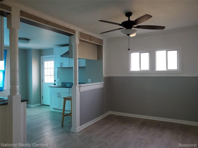 118 HENRY CLAY Avenue, Pontiac, MI 48341