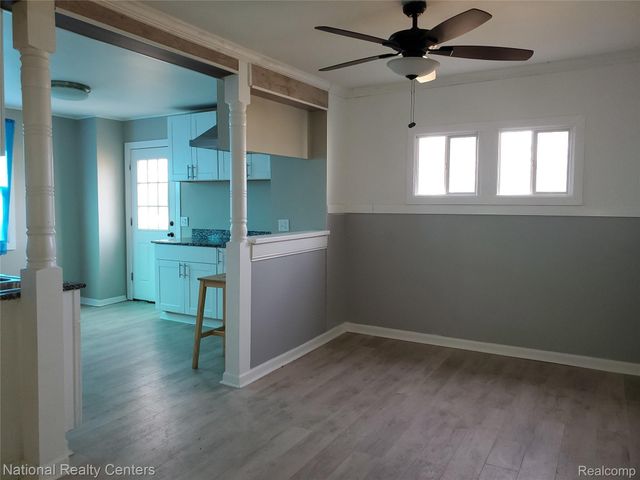 118 HENRY CLAY Avenue, Pontiac, MI 48341