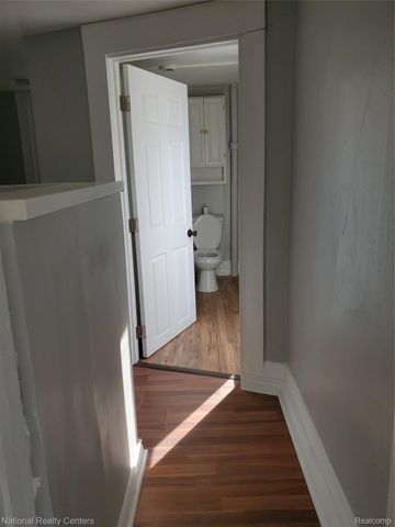 118 HENRY CLAY Avenue, Pontiac, MI 48341