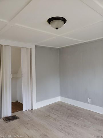 118 HENRY CLAY Avenue, Pontiac, MI 48341