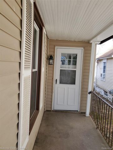 118 HENRY CLAY Avenue, Pontiac, MI 48341