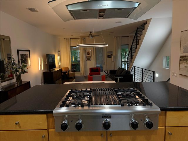 1205 Kinney Ave 1205G, Austin, TX 78704