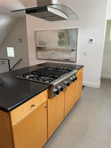 1205 Kinney Ave 1205G, Austin, TX 78704