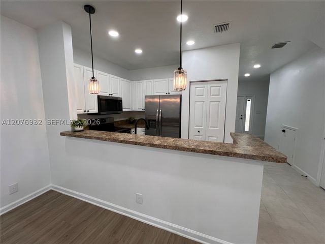 3102 Coral Ridge Dr 3102, Coral Springs, FL 33065