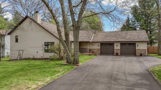 645 Farr Court, Eau Claire, WI 54701