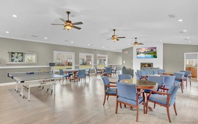 248 Pond View Lane, Smithtown, NY 11787