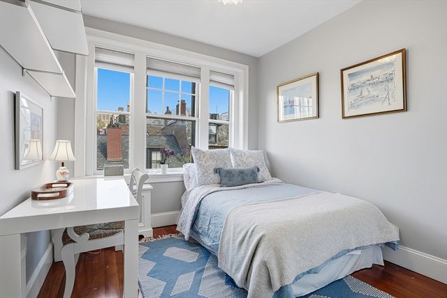 76 W Cedar St 5F, Boston, MA 02114