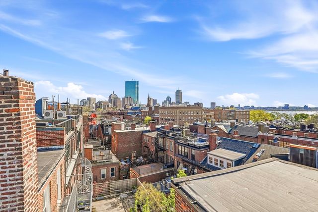 76 W Cedar St 5F, Boston, MA 02114