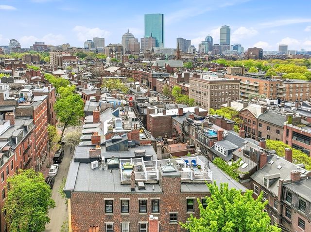 76 W Cedar St 5F, Boston, MA 02114