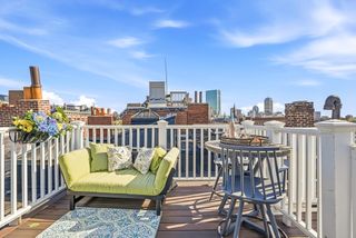 76 W Cedar St 5F, Boston, MA 02114