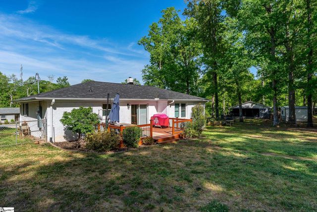 23 Blue Mountain Drive, Greenville, SC 29617
