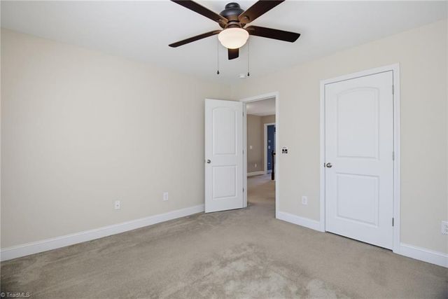 15 Harvest Oak Court, Greensboro, NC 27406