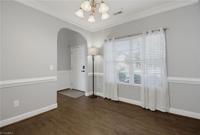 15 Harvest Oak Court, Greensboro, NC 27406