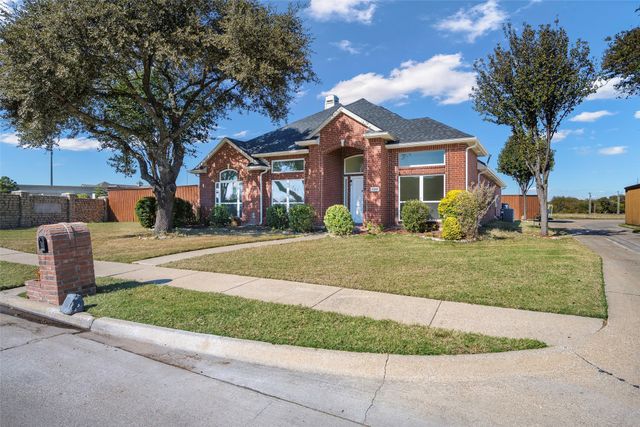 4901 Harborview Boulevard, Rowlett, TX 75088