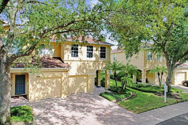 9228 STONE RIVER PLACE, Riverview, FL 33578