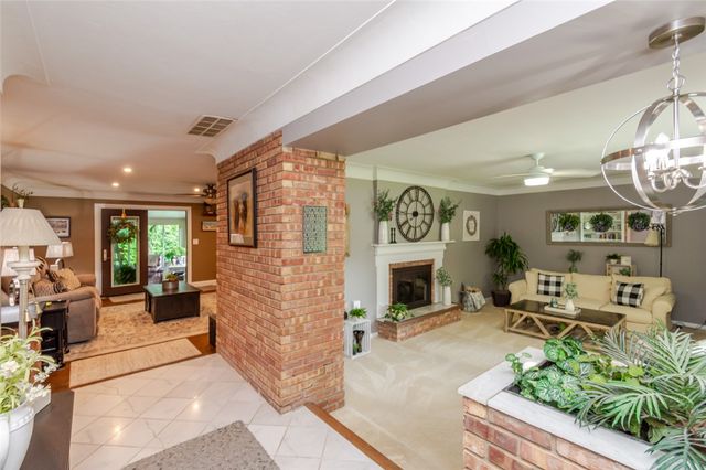 2400 Rawnsdale Road, Kettering, OH 45440
