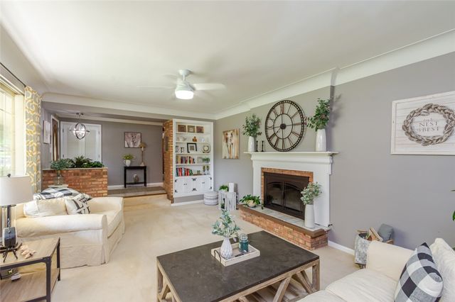 2400 Rawnsdale Road, Kettering, OH 45440